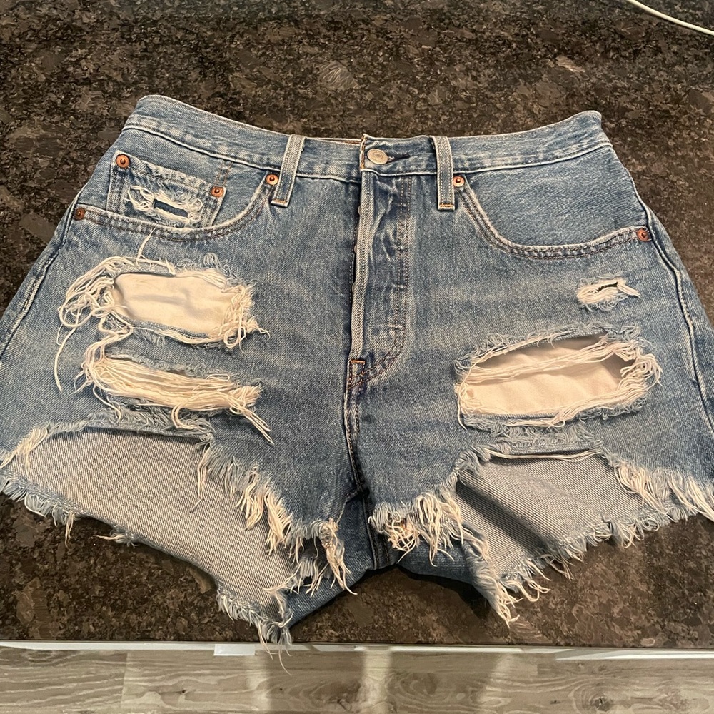 Levi women’s jean shorts